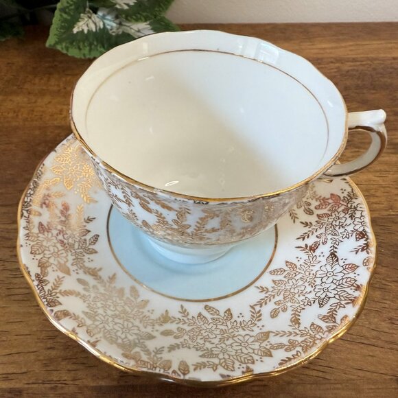 Colclough China Gold Floral Teacup Saucer Set England Vintage Bone China Footed - Picture 3 of 7